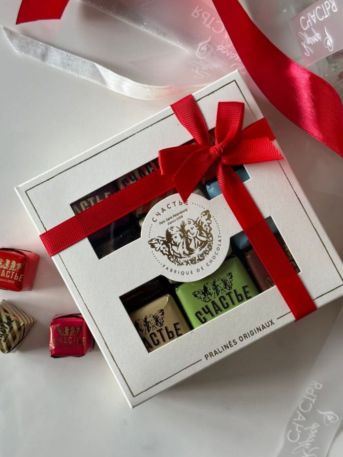 Набор из 9 конфет «Счастье»