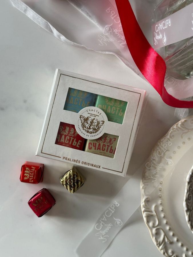 Набор из 4 конфет «Счастье»