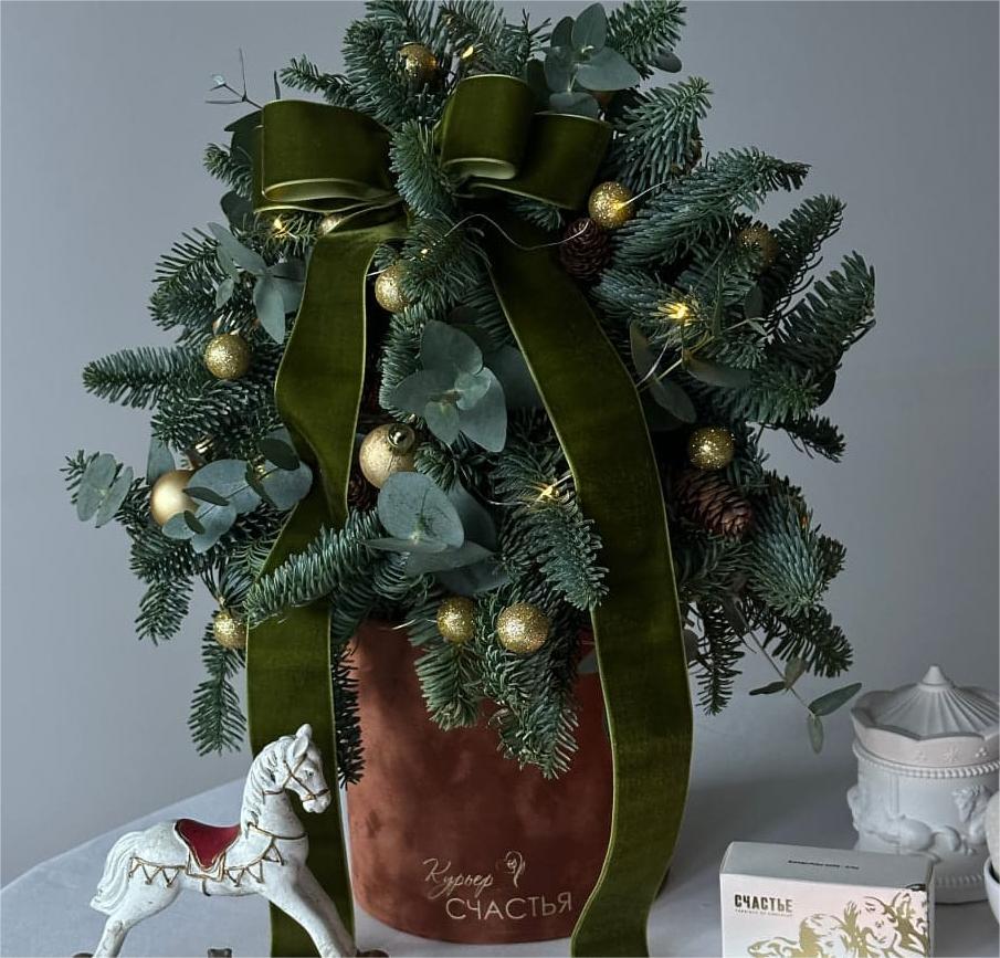 Закажите цветы на Новый год с доставкой в любое время суток!