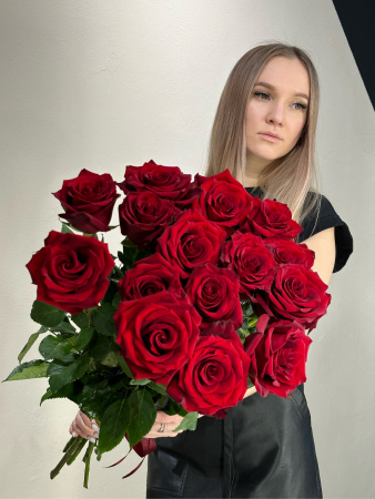 Элитные Красные Розы 15 шт.
